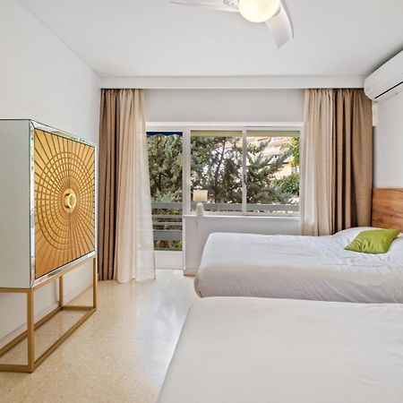 Piso Con 2 Habitaciones, 2 Terrazas Y Piscina Torremolinos Luaran gambar