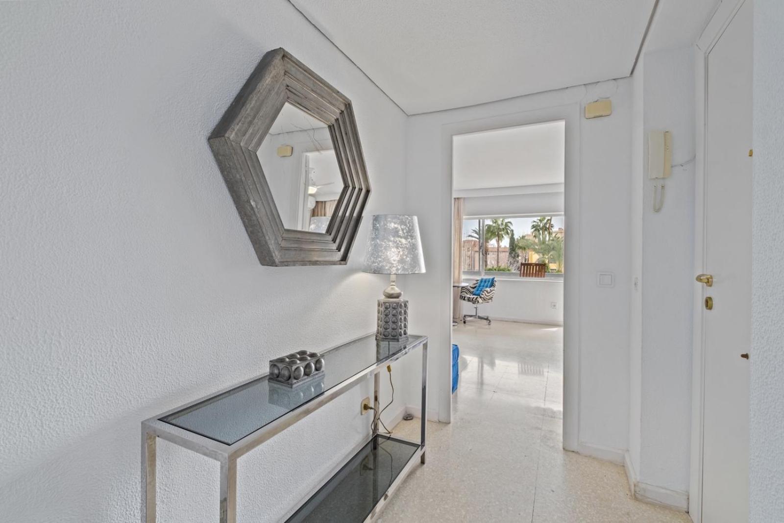 Piso Con 2 Habitaciones, 2 Terrazas Y Piscina Torremolinos Luaran gambar