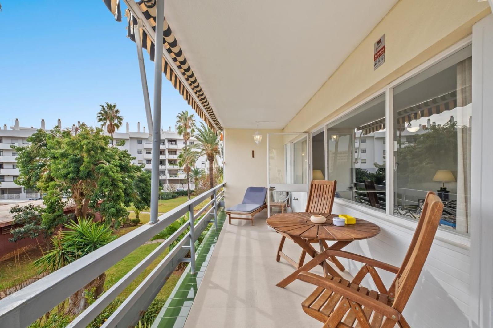 Piso Con 2 Habitaciones, 2 Terrazas Y Piscina Torremolinos Luaran gambar
