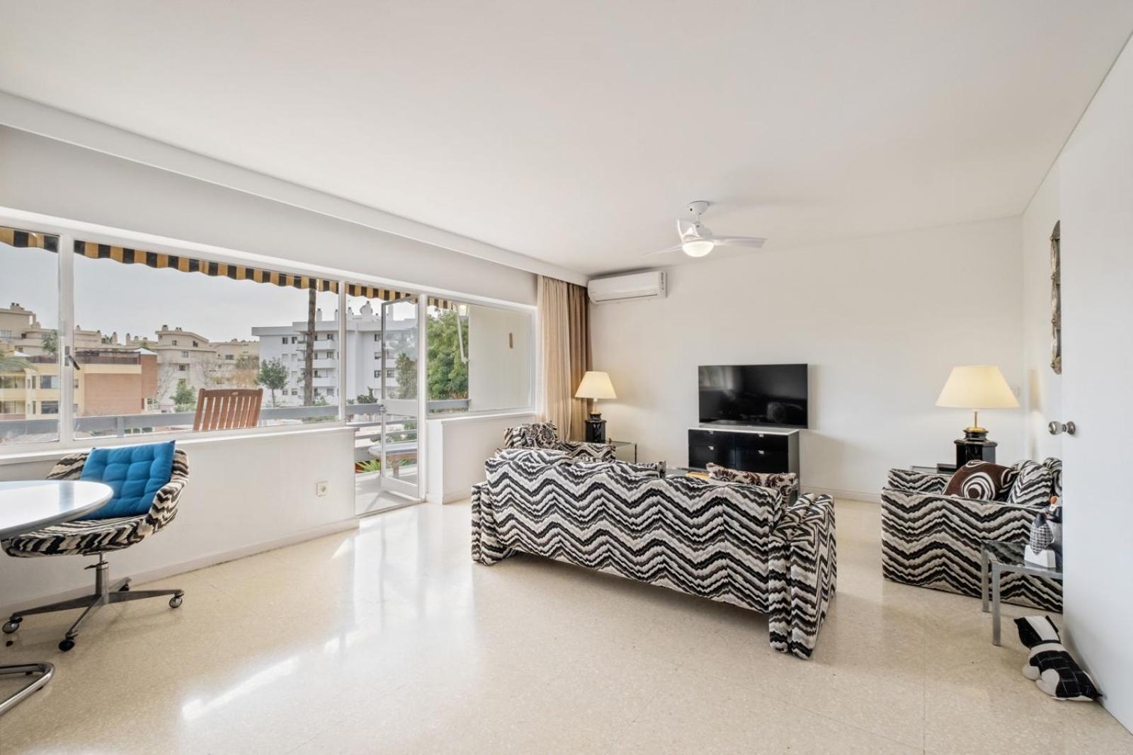 Piso Con 2 Habitaciones, 2 Terrazas Y Piscina Torremolinos Luaran gambar